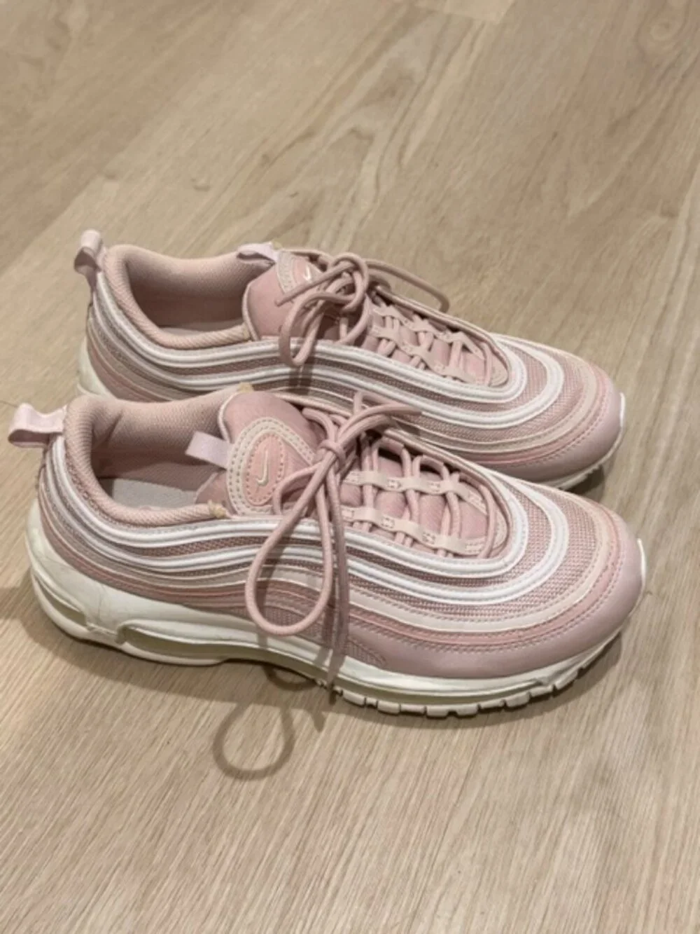 Nike AirMax ‘97- pink Women size 9